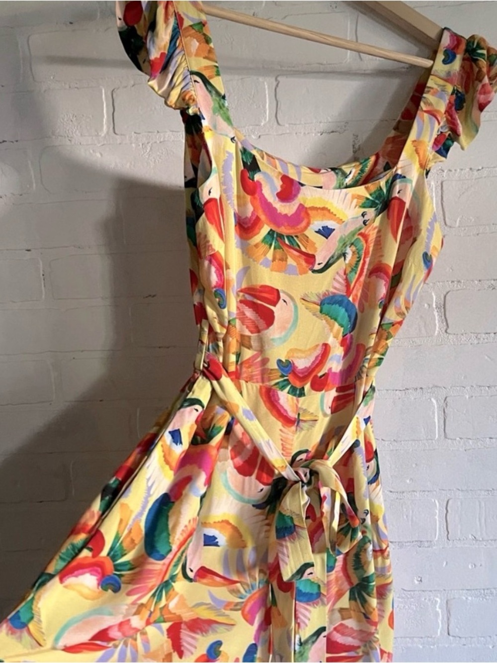 Farm rio - Anthropolgie - Yellow Tropical Print Romper - Picture 4 of 16